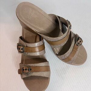 Dansko Slip In Sofia Sandals Python Imprint Women's 41 / US 10 NEW